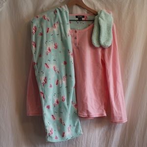 NWOT XOXO Unicorn PJ Set
